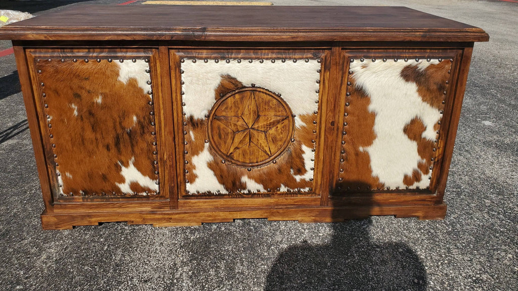 TRADITIONAL COWHIDE EXECUTIVE DESK WITH COWHIDE AND STAR - The Rustic Mile